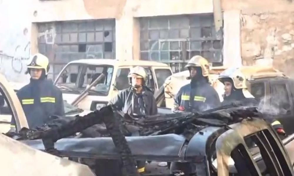 Κυψέλη: Κάηκαν ολοσχερώς τέσσερα αυτοκίνητα-Διενεργούνται τα αίτια